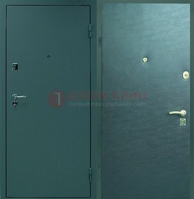 Зеленая стальная дверь с порошковым покрытием ДП-93 в Туле