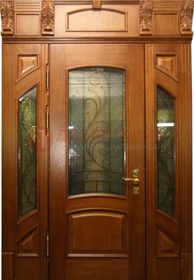 Парадная дверь со стеклянными вставками и ковкой ДПР-36 для дома в Дмитрове
