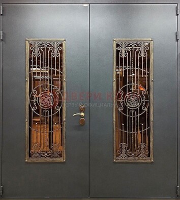 Входная металлическая парадная дверь со стеклом и ковкой ДПР-81 в Туле