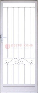 Белая стальная решетчатая дверь с волютами ДР-30 в Туле