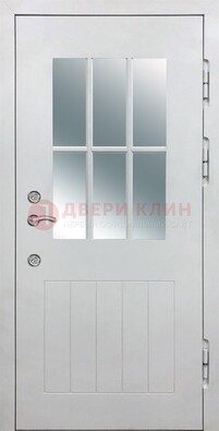 Белая уличная дверь со стеклом ДС-30 в Туле