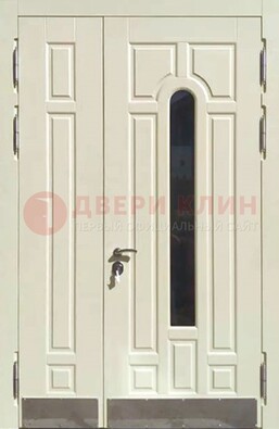 Белая двухстворчатая металлическая дверь со стеклом ДС-71 в Туле