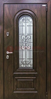 Темная филенчатая железная дверь со стеклом и ковкой ДСК-102 в Туле