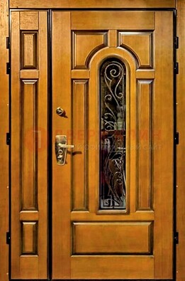 Распашная металлическая дверь со стеклом и ковкой для дома ДСК-152 в Туле