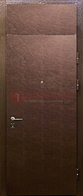 Коричневая стальная дверь с винилискожей ДВ-24 в Туле